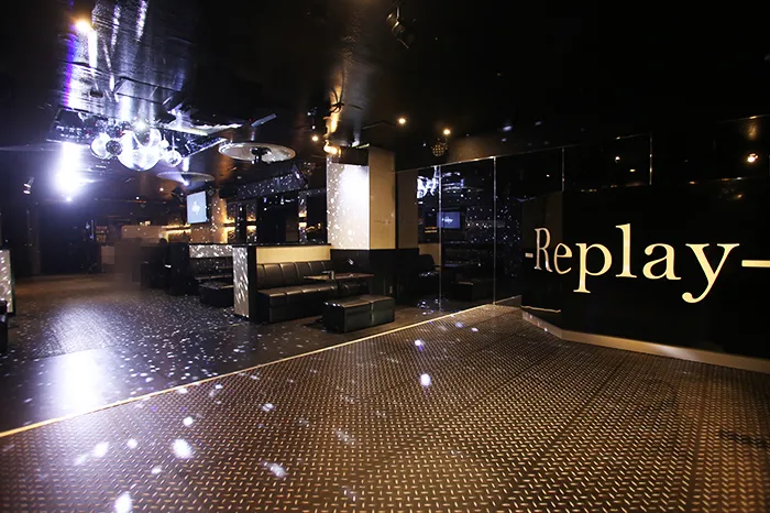 -Replay-の店内・ホスト写真_3