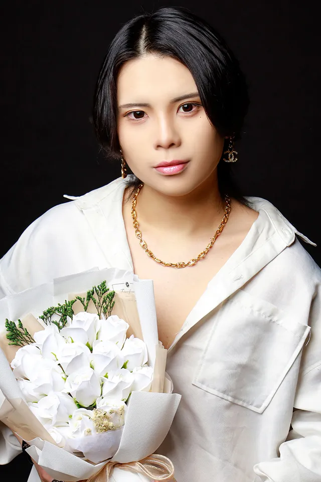 如月 凪咲の写真 - PLATINUMのイケメンホスト