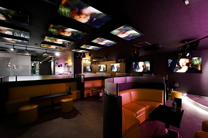 S-GRANDの店内・ホスト写真_3