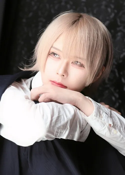 朔間凛月の写真 - Likeyのイケメンホスト