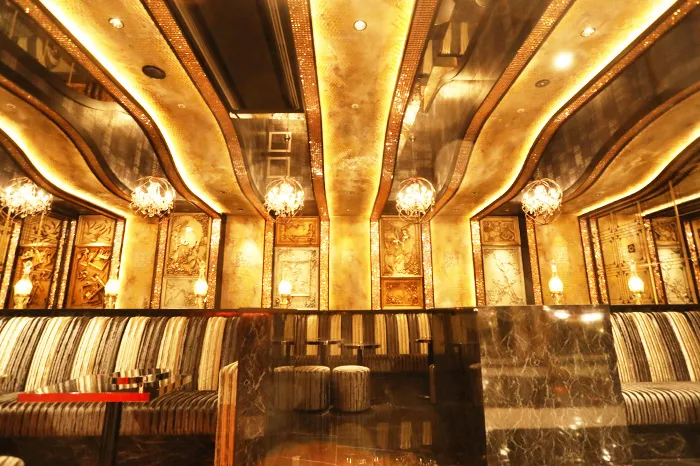 ALL WHITEの店内・ホスト写真_3
