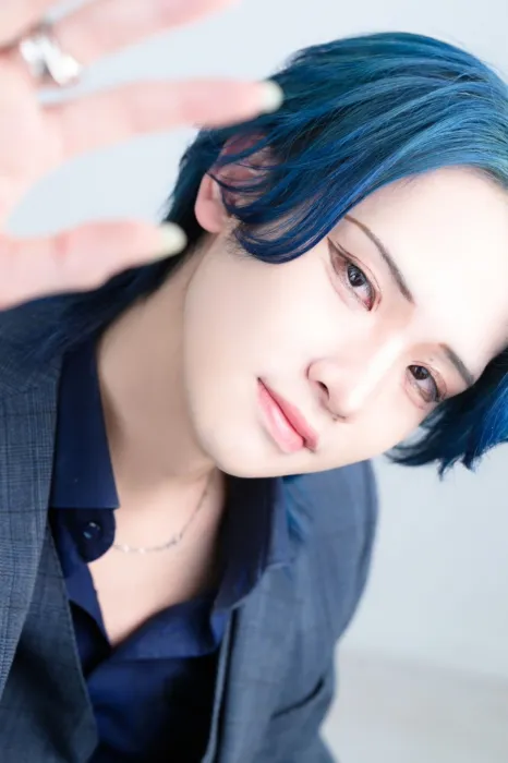 狼狐の写真 - RⅢ1stのイケメンホスト