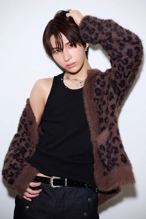 東那の写真 - ALL WHITEのイケメンホスト