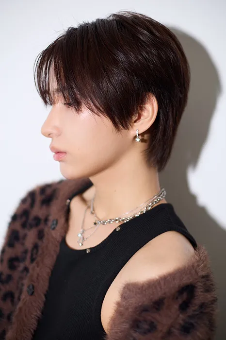 東那の写真 - ALL WHITEのイケメンホスト